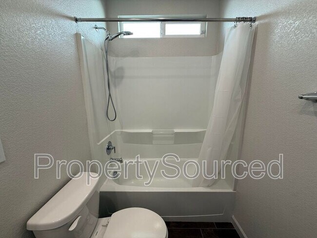 Building Photo - 1936 Suisun Ave