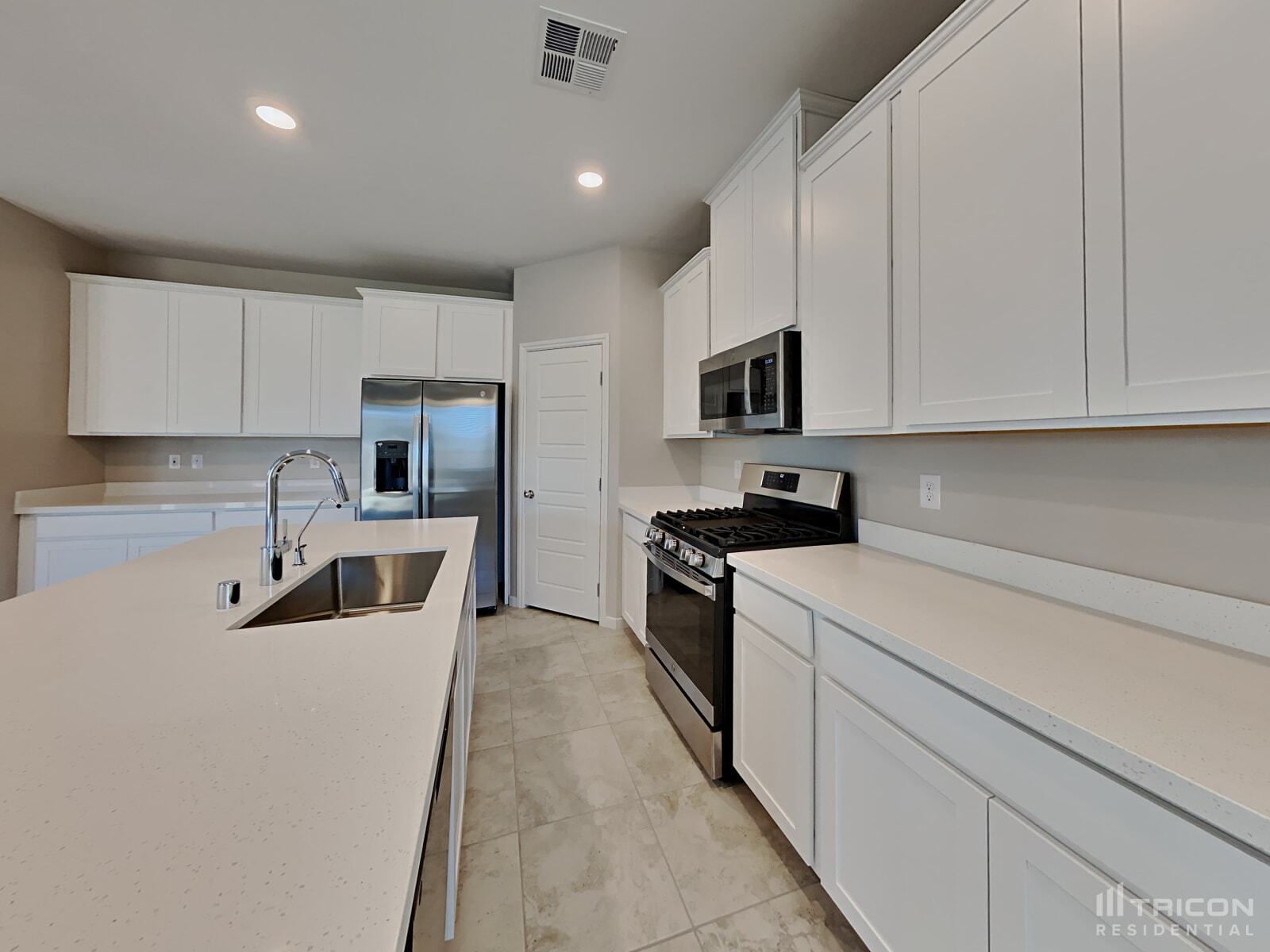 Building Photo - 2831 Lindsey Spgs St