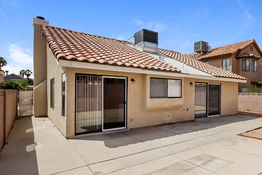 Building Photo - 1338 Operetta Way