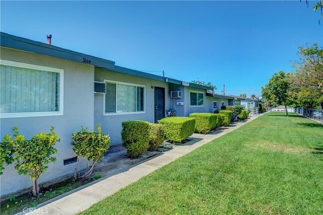 Building Photo - 3630 Russell St