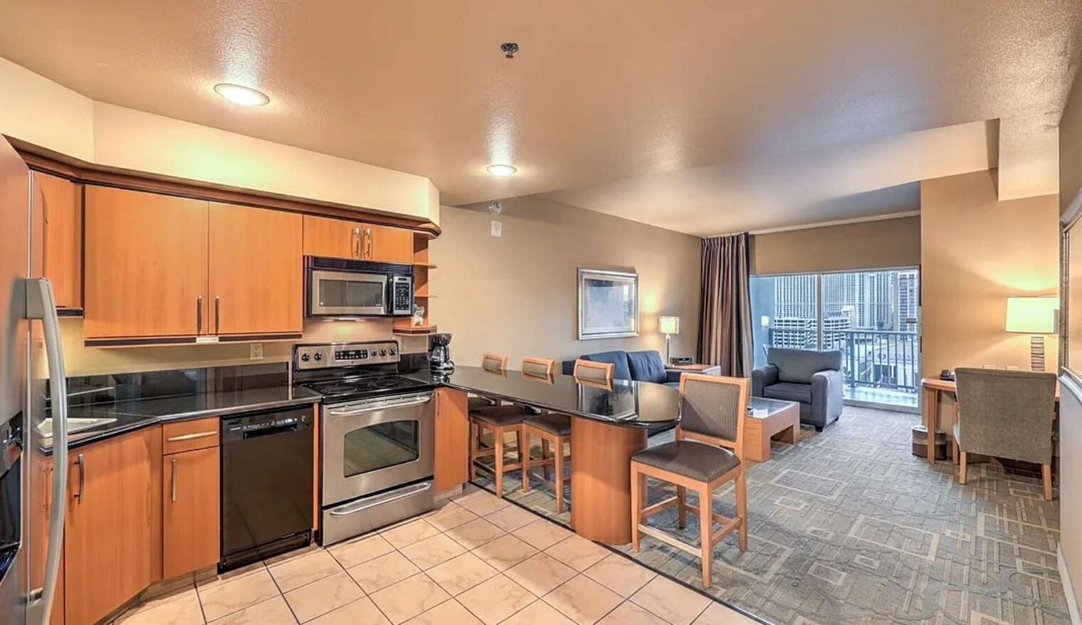 Building Photo - 211 E Flamingo Rd
