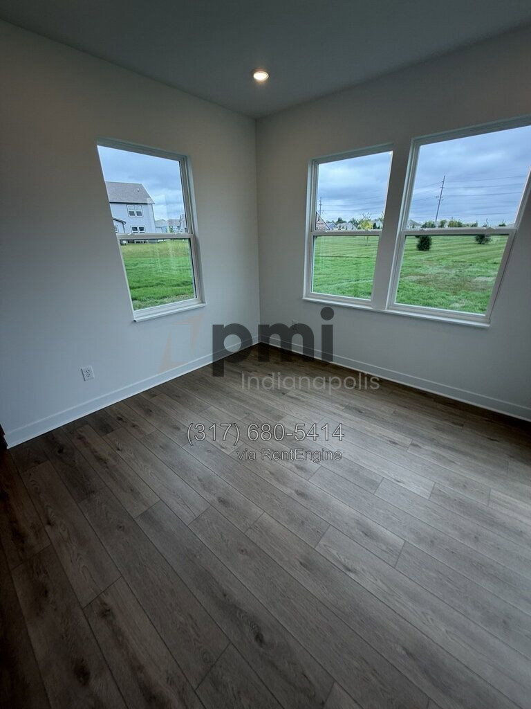 Building Photo - 16067 Cloud Nine Dr