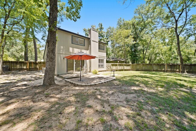 Building Photo - 1714 N Red Cedar Cir
