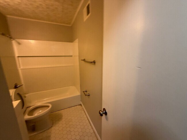 Building Photo - Welcome to your new home in Southaven, MS! HALF OFF FIRST MONTH RENT!!