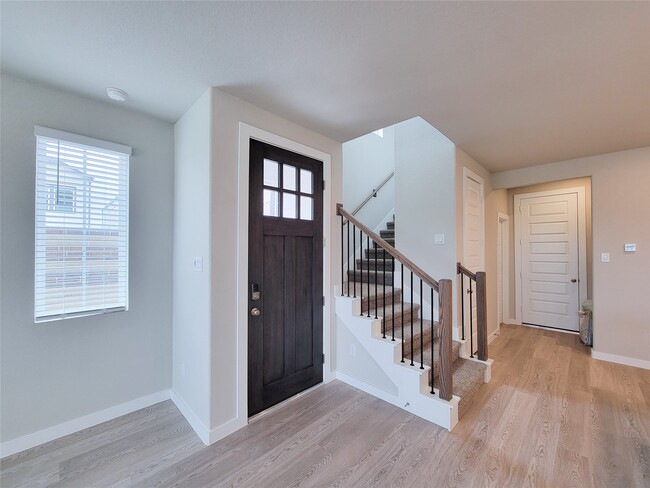 Building Photo - 10055 Cloud Mist Dr