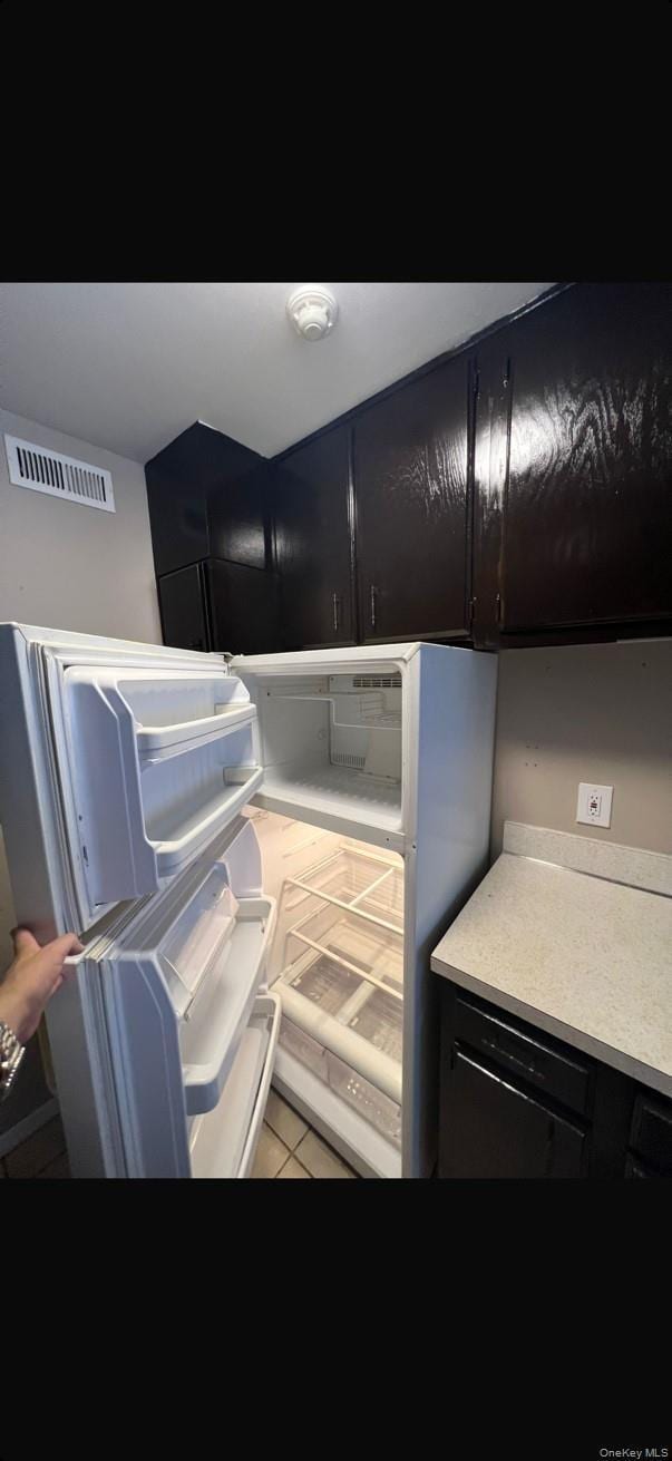 Building Photo - 41 Artist Lake Dr