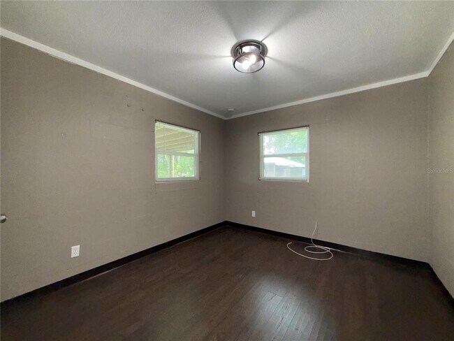 Building Photo - 1044 Merritt St