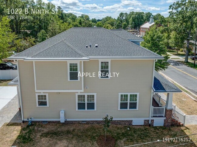 Building Photo - 1022 B Ninth St-