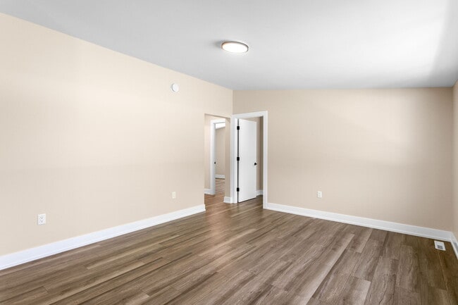 Building Photo - 4567 S Wozniak Rd