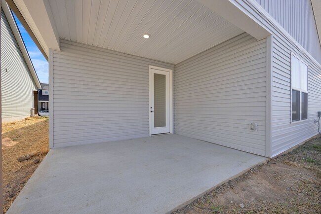 Building Photo - 6579 Elizabeth Ann Wy