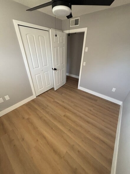 Building Photo - 5500 Huber Dr