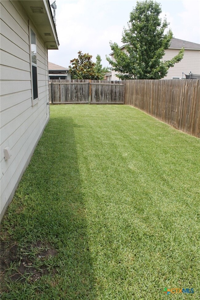 Building Photo - 341 Placid Meadow
