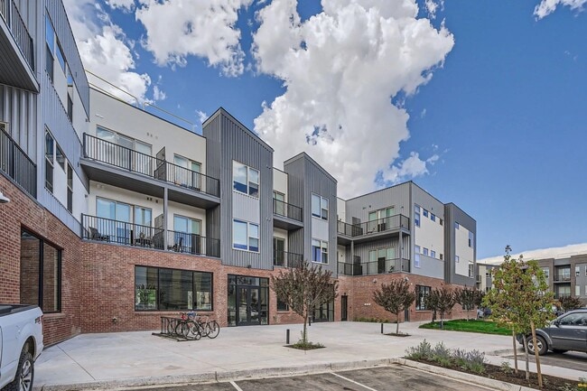 Building Photo - Hayden Place