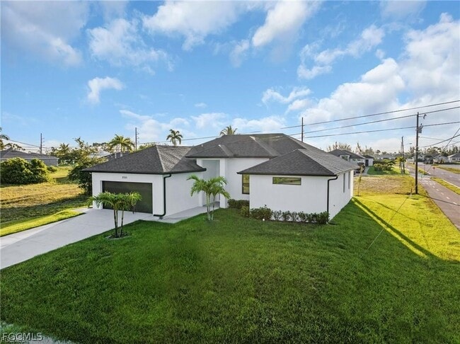 Building Photo - 2001 NW 25th Ave