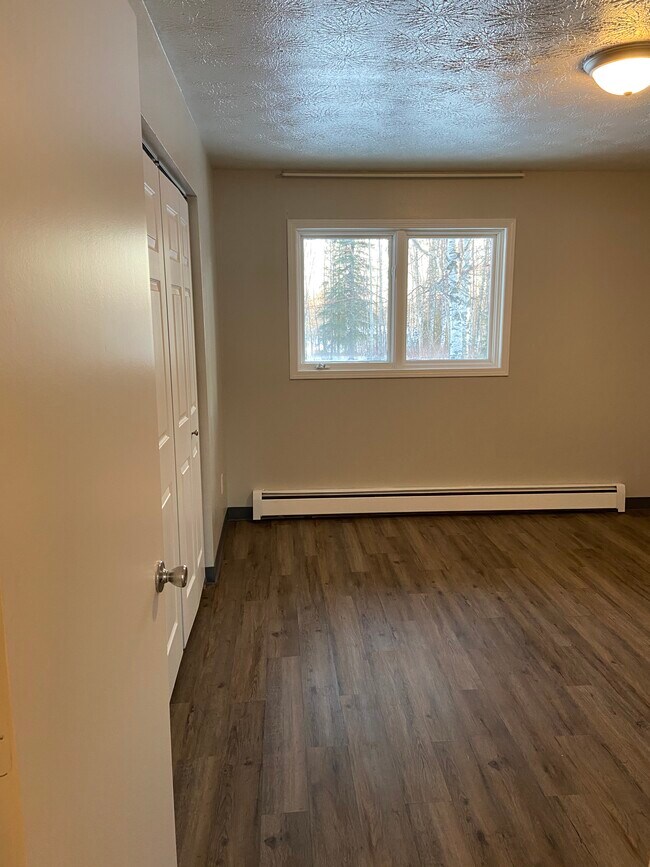 Building Photo - 200 W Heritage Drive