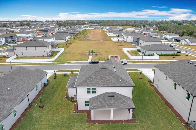 Building Photo - 1679 Meadowlark Dr