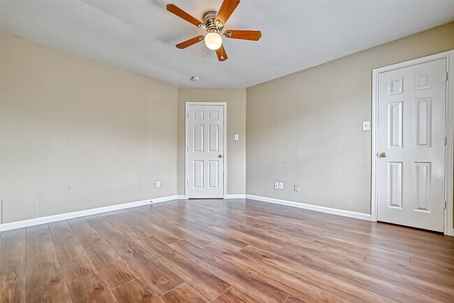 Building Photo - 7331 Colony Bend Ln