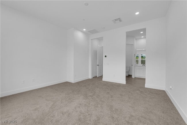 Building Photo - 11049 Concord Vly Dr
