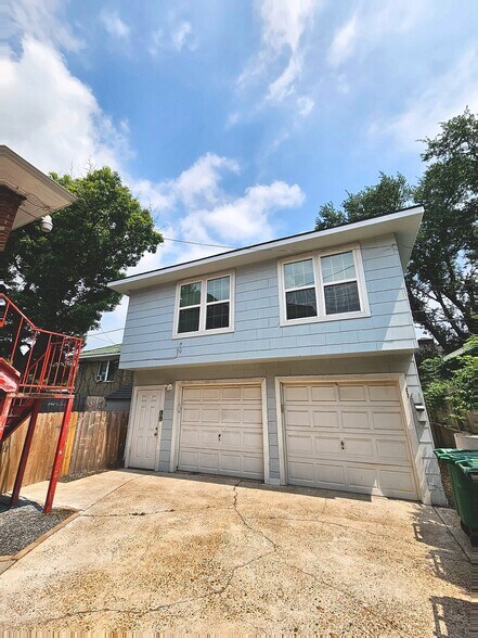 Building Photo - 4305 Polk St