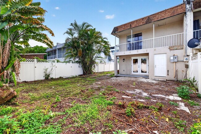 Building Photo - 5424 SW 44th Terrace