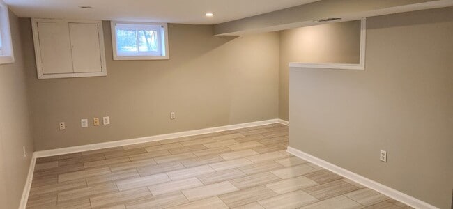 Building Photo - 6213 Forest Rd