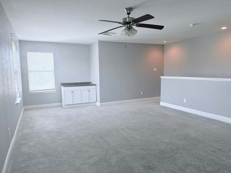 Building Photo - 503 Glenwood Ridge Dr