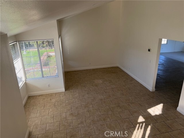 Building Photo - 723 Ford St