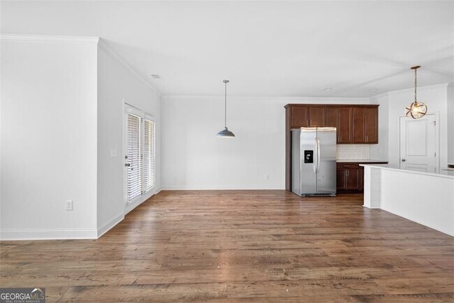 Building Photo - 5524 Garens Way