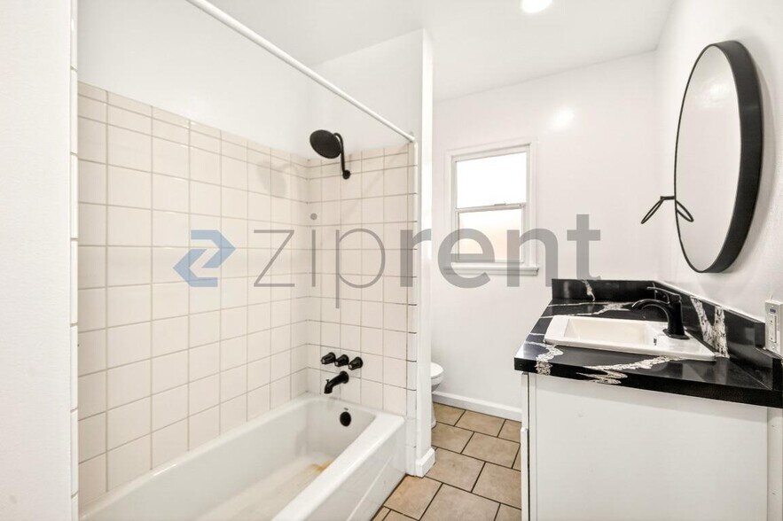 Building Photo - 4029 Olive St