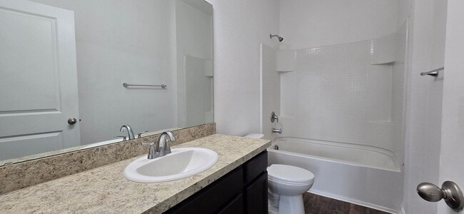 Building Photo - 15660 Merlin Ave
