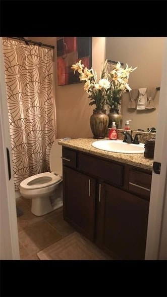 Building Photo - 652 Fairfield Loop