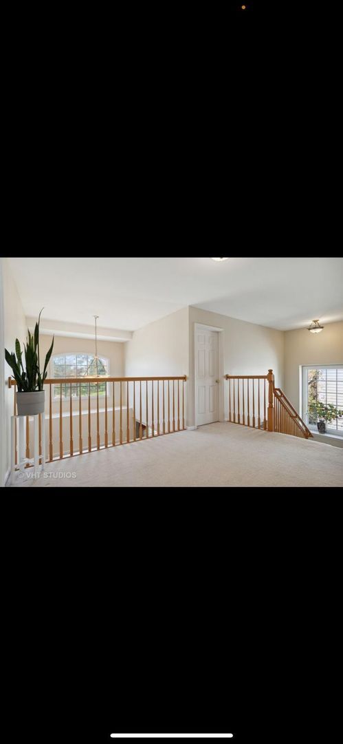 Building Photo - BEAUTIFUL HOUSE- 4+1 bsmt bedroom, 3.5 bat...
