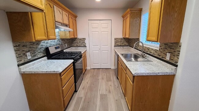 Building Photo - Cozy home in Shasta Lake