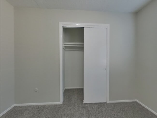 Building Photo - 17226 Modbury Dr