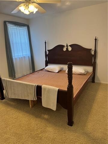 Building Photo - 725 Heavens Dr