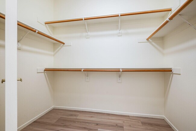 Building Photo - 82631 Redford Way