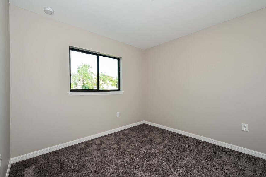 Building Photo - 3312 26th St SW