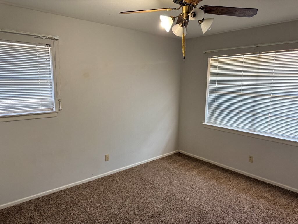 Building Photo - 4252 Candy Ln