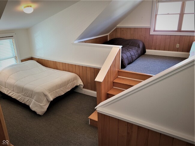 Building Photo - 131 1st Ave NW