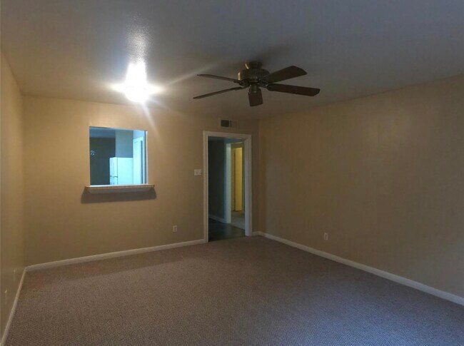 Building Photo - 5212 Arboles Dr