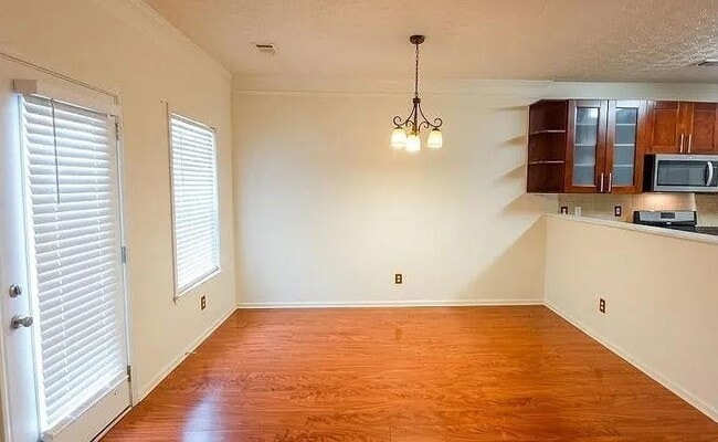 Building Photo - 1587 River Main Ct