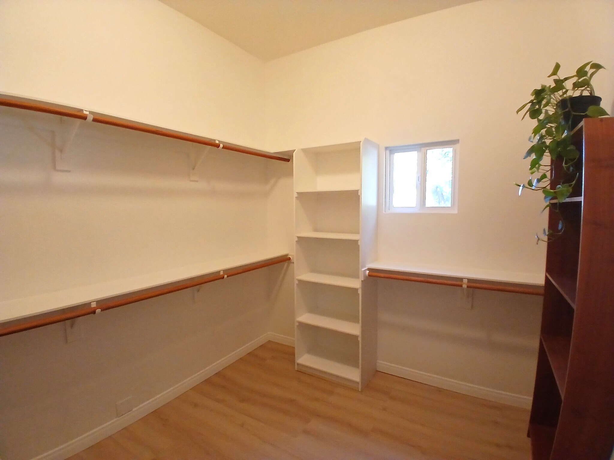 Building Photo - 43605 Los Gatos Rd