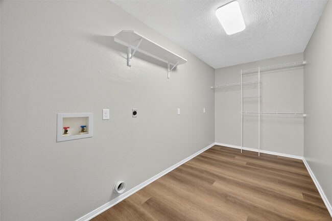 Building Photo - 1826 Oak Valley Dr