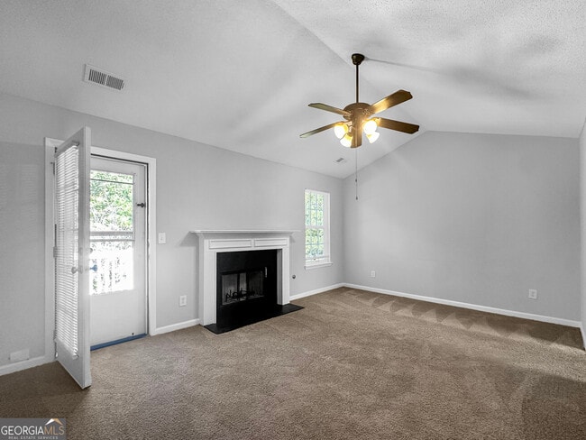 Building Photo - 261 Augusta Woods Dr