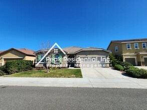 Building Photo - 3089 Octave Ave