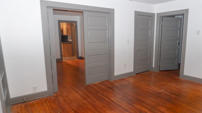 Building Photo - 420 High St