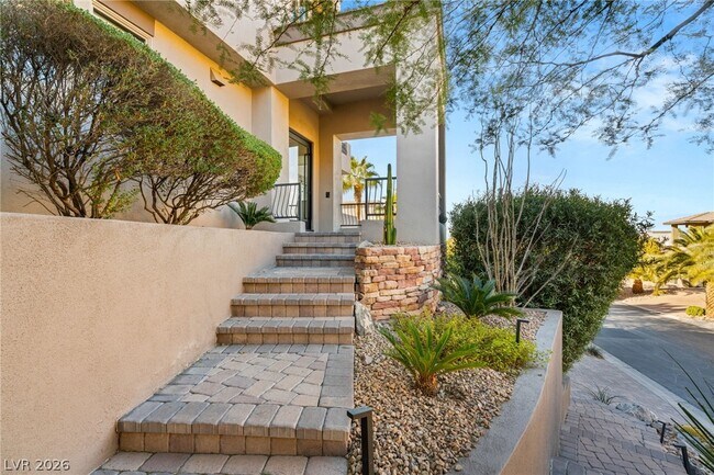 Building Photo - 1635 Liege Dr