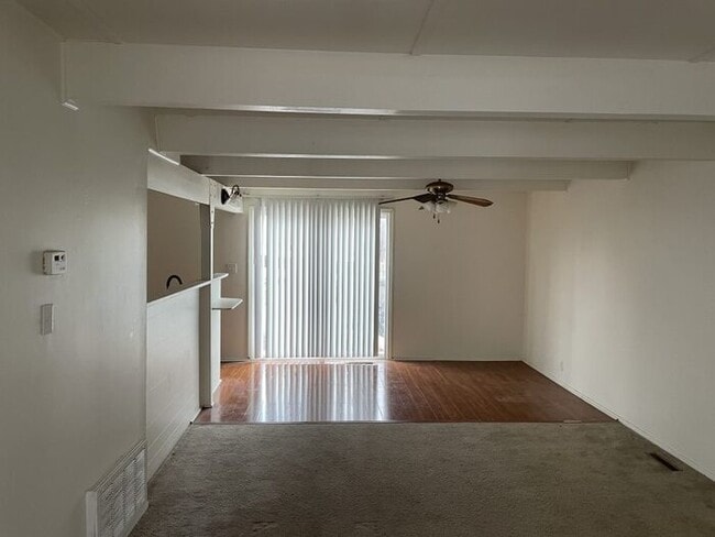 Building Photo - 908 N 70th St, Kansas City, KS 66112, USA