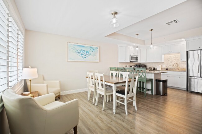 Building Photo - 128 Ashworth Ave