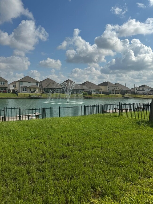 Building Photo - 24634 Bastiani Canvas Ln
